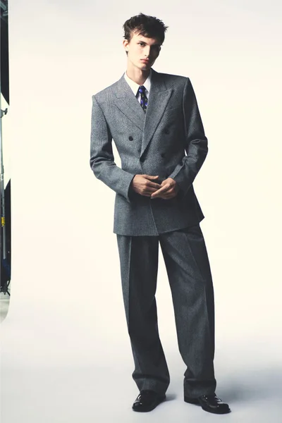 Look 4